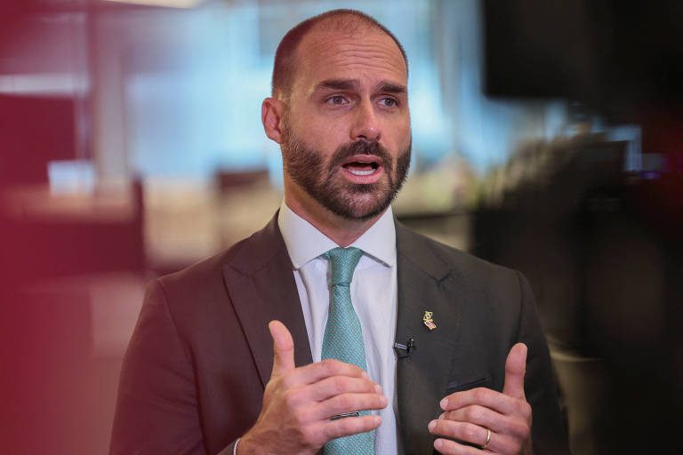Eduardo Bolsonaro (PL-SP) durante entrevista nos Estados Unidos em agosto